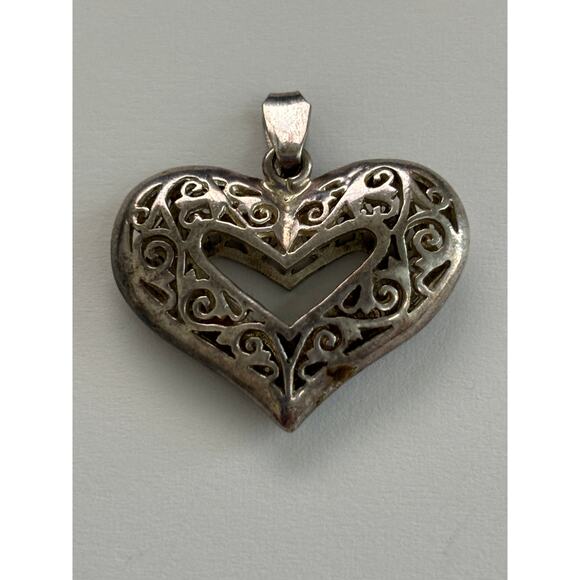 Vintage Sterling Silver Puffy Heart Pendant Open Work - Picture 2 of 5